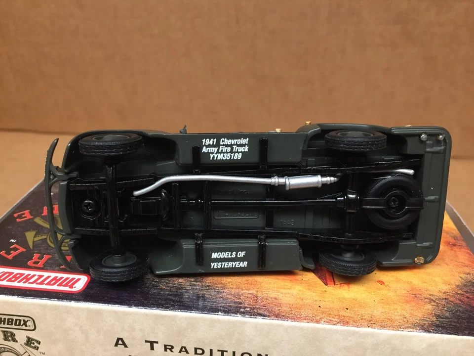 MATCHBOX MODELS OF YESTERYEAR #YYM35189 1941 CHEVY ARMY FIRE TRUCK 1:50 MIB - Image 2 of 4