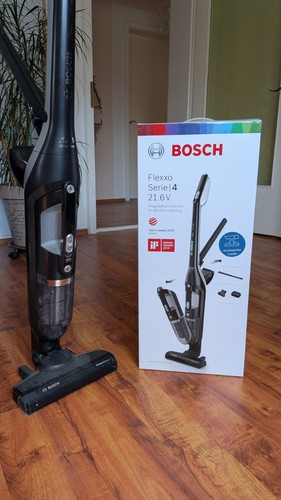 Bosch Akku-Staubsauger Flexxo 2in1 Serie 4 Modell BBH32101 gebraucht  & OVP