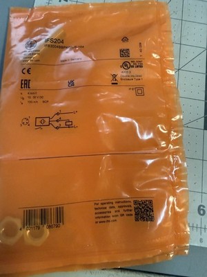 IFM IFS204 Inductive Proximity Sensor IFB3004BBPKG/US-104