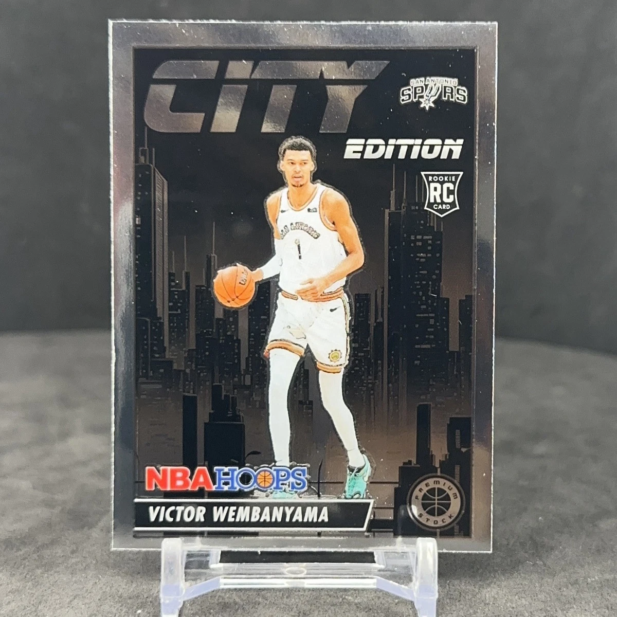 2023-24 Panini Nba Hoops Premium Stock - Victor Wembanyama #25 for