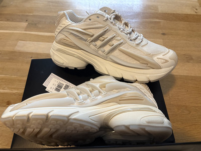 Adidas x Pharrell Williams | Jellyfish White Chalk | 45 1/3 (US 11) Neu DS weiß
