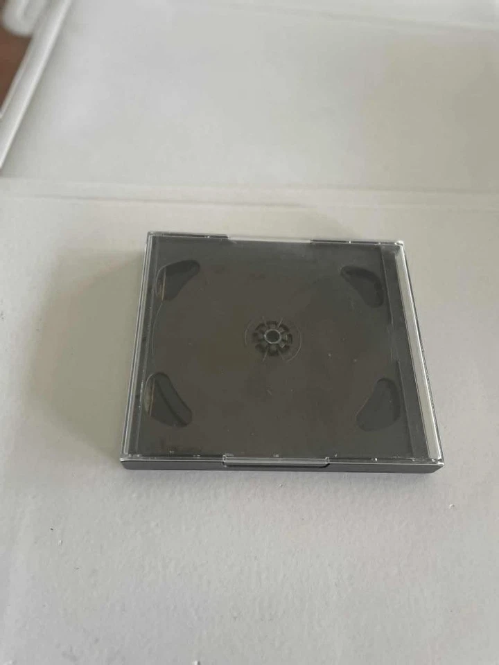 PLAYSTATION 1 PAL GAME TWISTED METAL IN EXC ORIG COND & MANUAL DISC IS LIKE NEW - Image 2 of 4