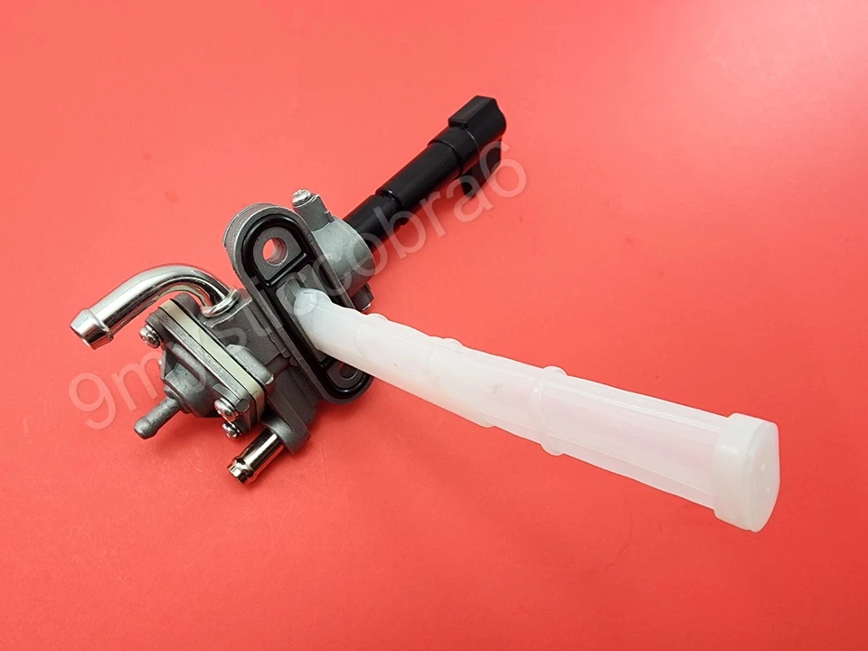 93 94 95 96 97 98 SUZUKI GSXR1100W FUEL GAS TANK PETCOCK - INTERNATIONAL - Image 3 of 4