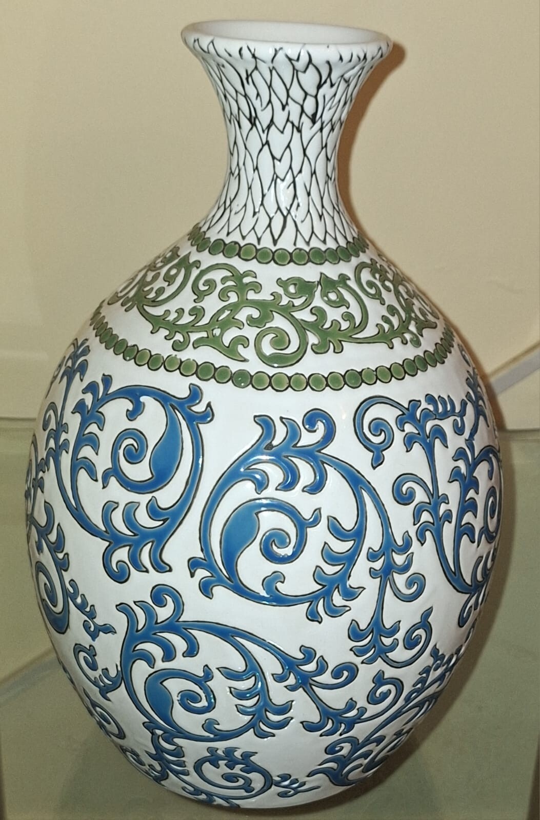 Beautiful Vintage Hand painted Blue and green and white Vase eBay