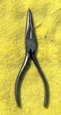VINTAGE RED DEVIL NEEDLENOSE PLIERS NO. 655