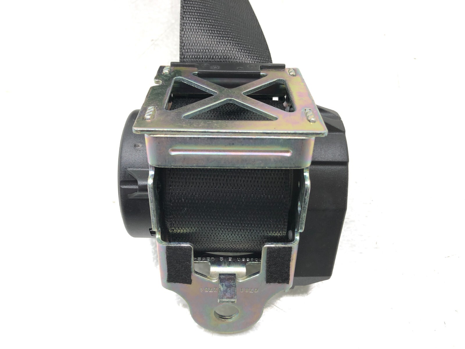 2017-2022 MASERATI LEVANTE RIGHT PASSENGER REAR SEAT BELT RETRACTOR OEM.
