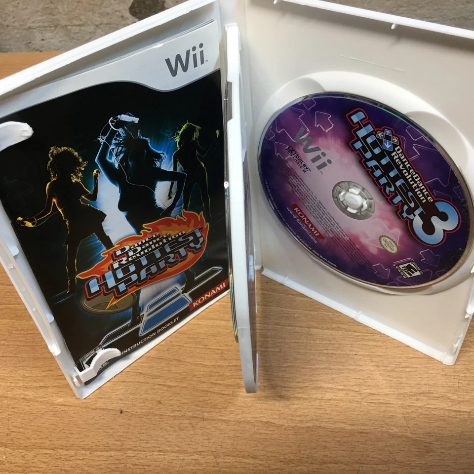 Paquete de juegos Dance Dance Revolution Hottest Party 1 2 3 Nintendo Wii 3 Foto 2 de 2