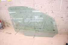 Mercedes ML W164 Seitenscheibe Vorne rechts Scheibe Grün J! Mercedes ML W164 Seitenscheibe Vorne rechts Scheibe Grün J!