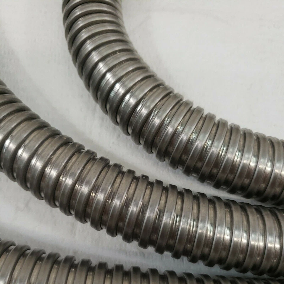 CONDUCTO FLEXIBLE DE ACERO INOXIDABLE 3/4" I.D. X 7/8" O.D. BOBINA LARGA 12,5' PIES Foto 2 de 2