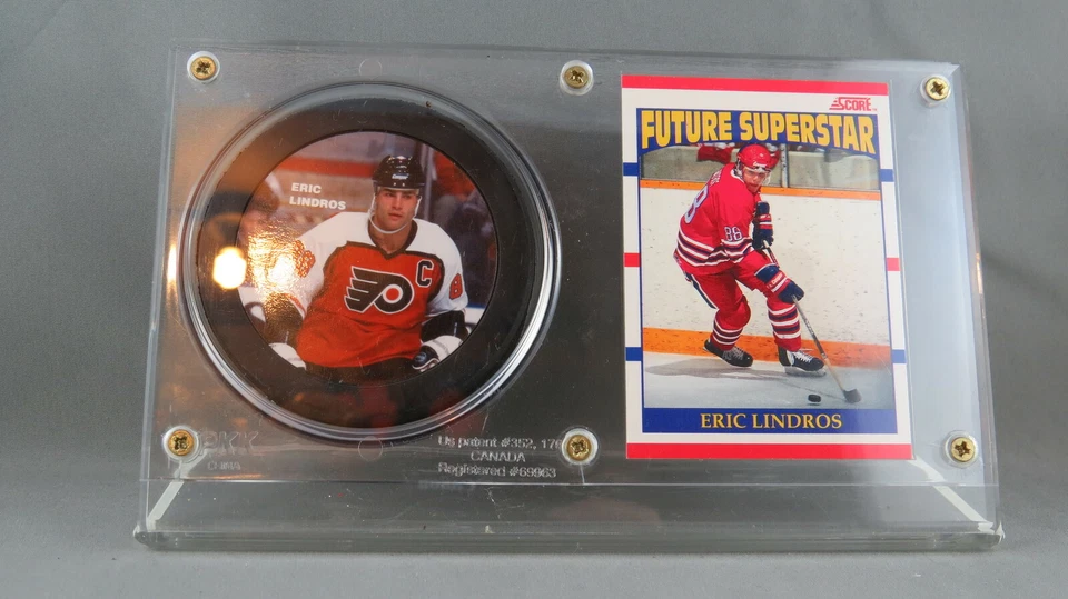 Paquete de regalo de recuerdos de Eric Lindros - Tarjeta Rookie Puck and Future Prospects  Foto 3 de 4