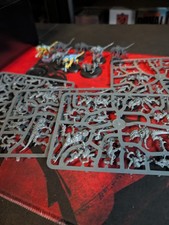 Warhammer 40,000 - Tyranid Termagants x20  2 Ripper Swarms 40k