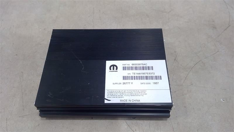 2017 - 2023 DODGE CHARGER AUDIO RADIO AMPLIFIER CONTROL MODULE 68303975AC