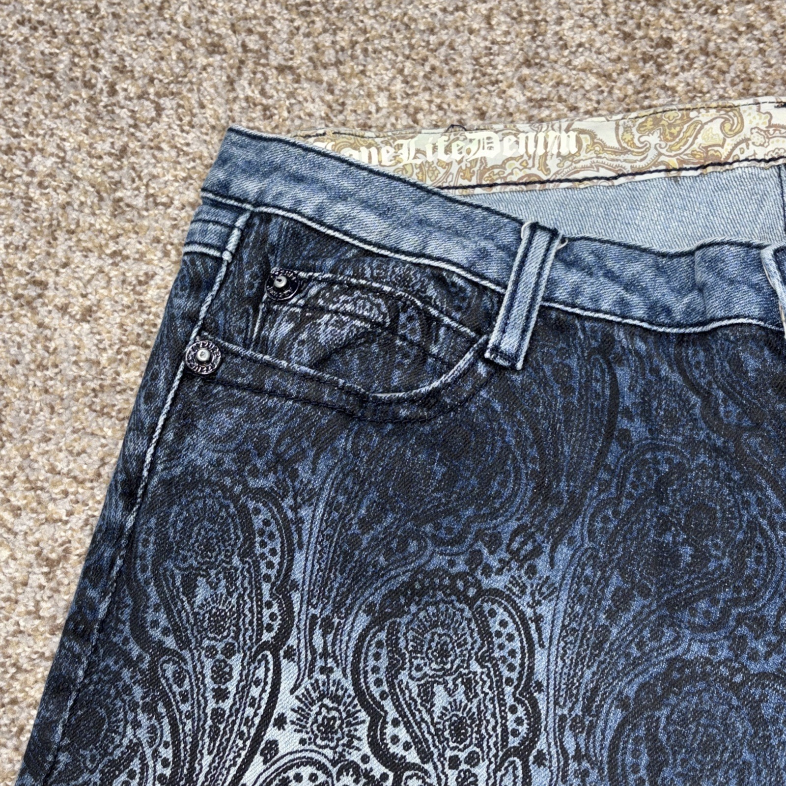 Azzure Love Life Denim Vintage Paisley Pront Jeans Dark Wash 34x33 Fits 36 X 32 - View 3