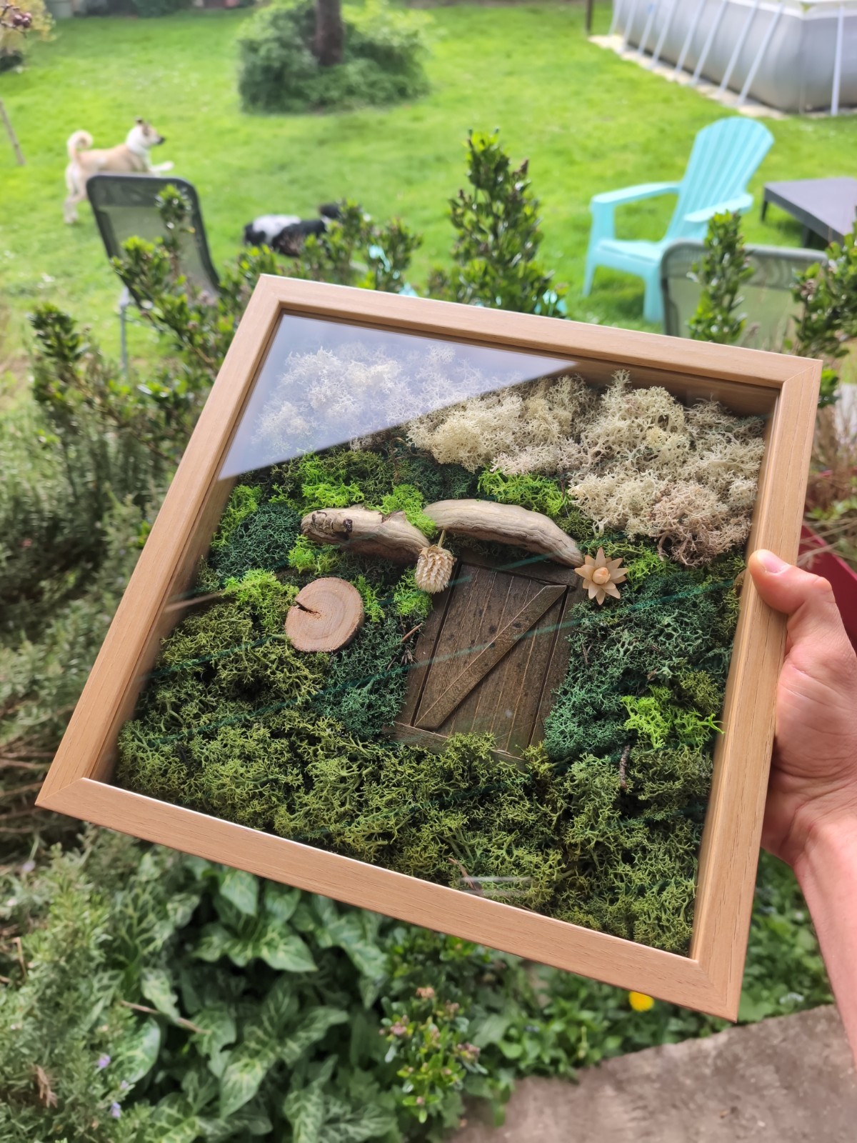 Tableau mousse stabilisée Fairy Door, cadeau artisanal poétique en cadre bois