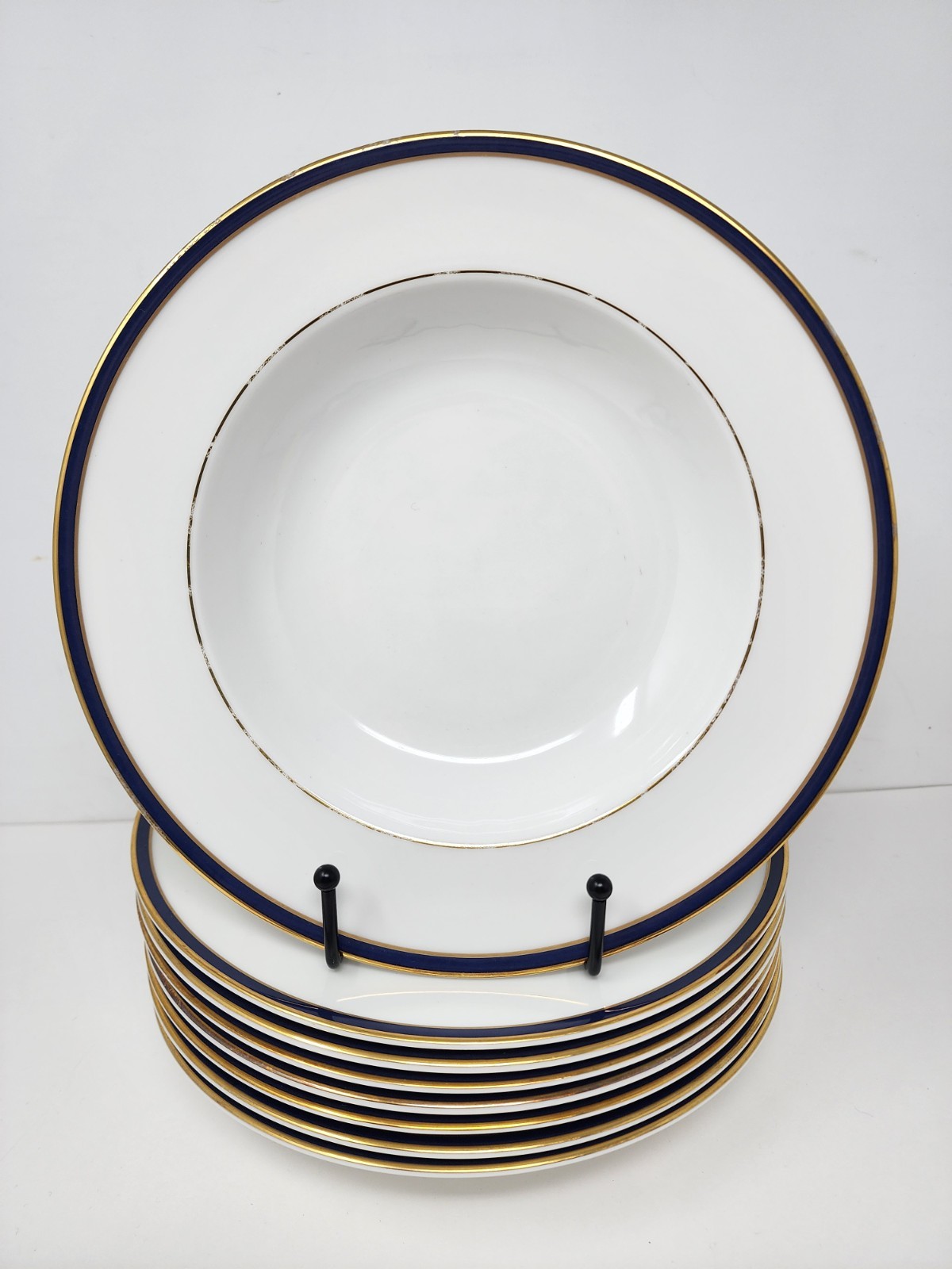 Of 8 Royal Doulton New Romance Collection Oxford Blue Rimmed