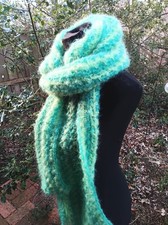 Leichter Mohairschal flauschig  Grüntöne Handarbeit