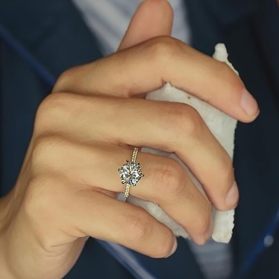Verlobungsring Gold Diamant 18K Gelb E F VVS IGI Lab Grown 2 Karat Rundschliff