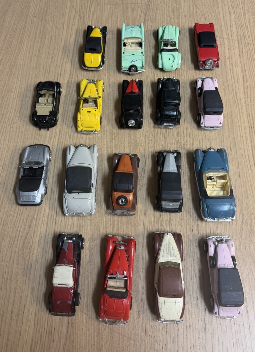 Vintage Die-Cast Cars Mixed Lot of 18 Cars 1/43 Scale Set,Welly