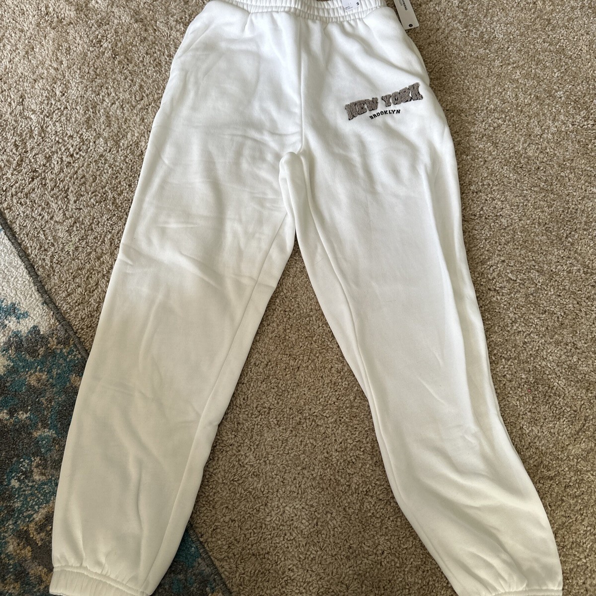 NWT Womens Rue 21 CREAM Boyfriend Jogger NEW YORK, Brooklyn Size Small |  eBay