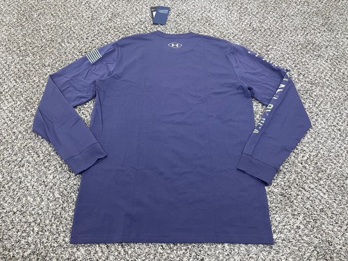 Under Armour Project Rock United Veterans Day LS Herren Medium gehärteter Stahl $60 - Bild 11 von 11