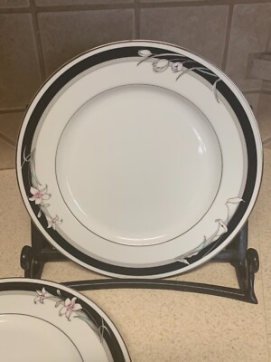 Nitto Japan Fine China KABUKI T75 Dinner Plate 10 3/4'' Set of 2