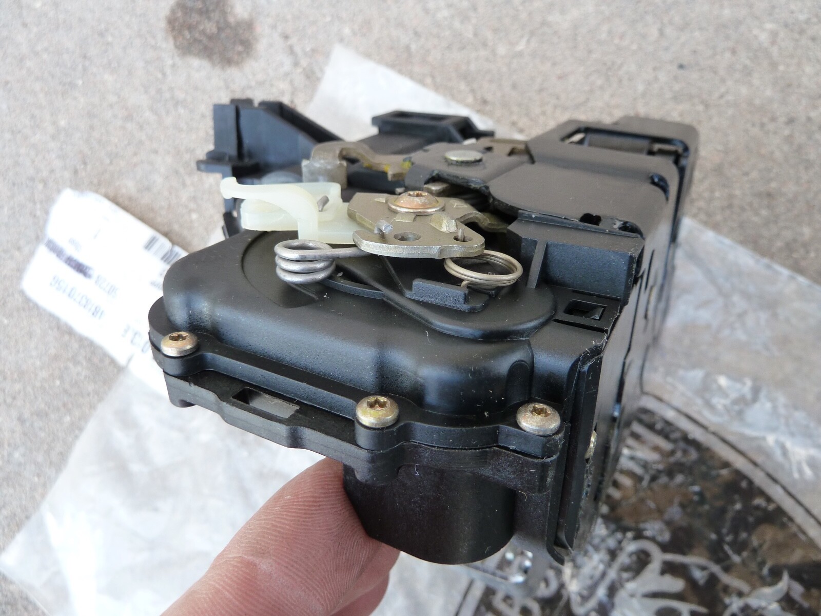 NEW 2004-2007 LAMBORGHINI GALLARDO LEFT SIDE DRIVER DOOR LATCH LOCK ACTUATOR 