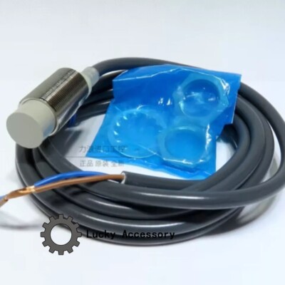OMRON E2E-X14MD1 Proximity Switch E2EX14MD1 Free Shipping 1PC New