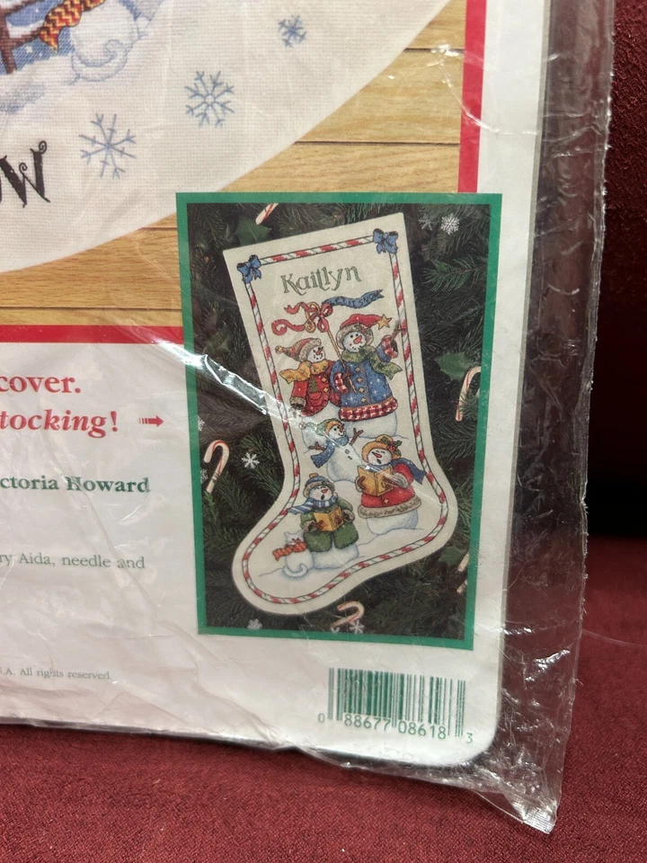 Dimensions **Chart & Color Picture Only FROM KIT** - SNOW CAROLERS TREE SKIRT - Image 4 of 4