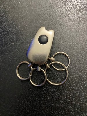 Vintage Multi Key Holder Keychain With Flashlight Detachable Rings Utility Key R