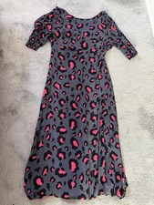 Stunning Scamp & Dude Dress Grey Pink All over Pattern Size 14