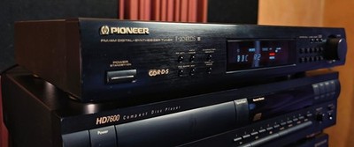 Superb Vintage Pioneer F-204RDS FM/AM RDS Tuner ~ Beautiful Warm Sound Quality 