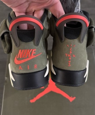 FRIENDS AND FAMILY Travis Scott Jordan 6 Size 8M | eBay