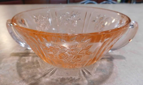 Federal Glass Cabbage Rose/Rose of Sharon Depression Glass Pink Cream Soup Bowl