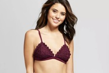 Xhilaration Crochet Triangle Bikini Top Pomegranate￼ Juniors Medium