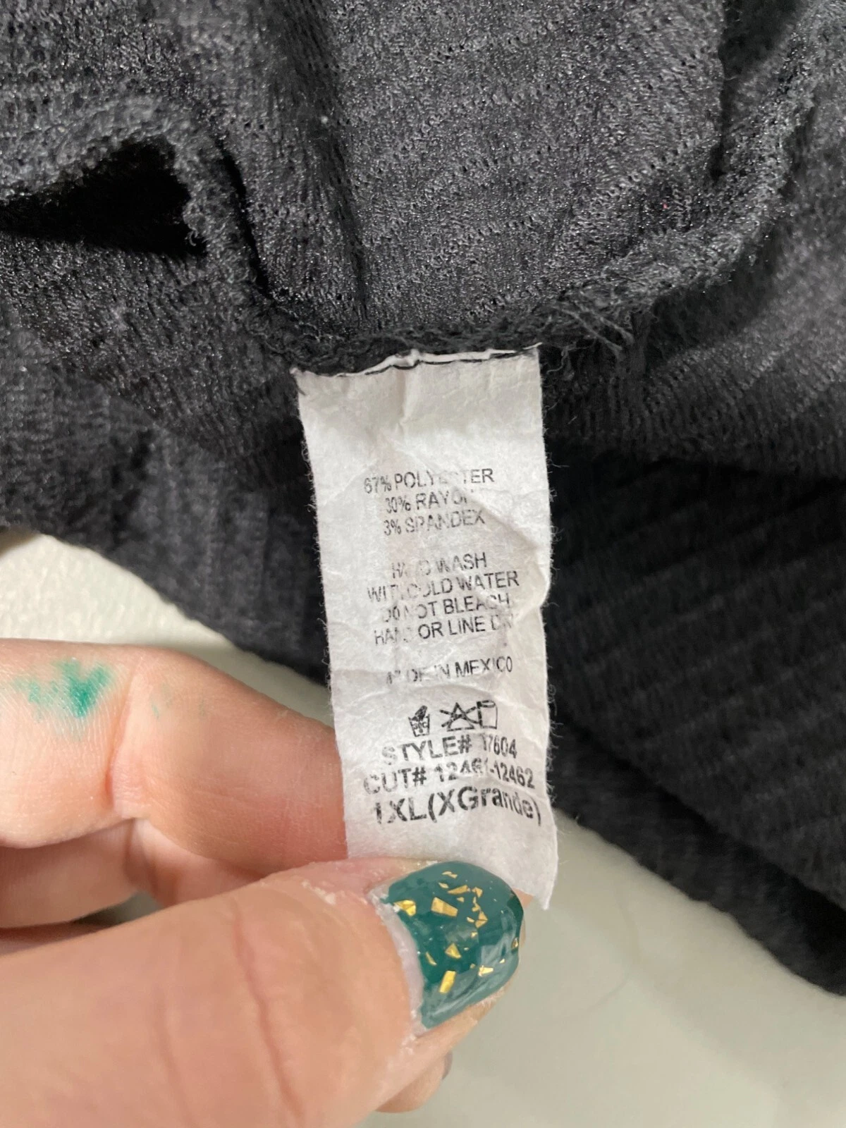 VETEMENTS Felpa con cappuccio Blumin Apparel con bottoni davanti taglia 1XL manica lunga tinta unita nera calda relax