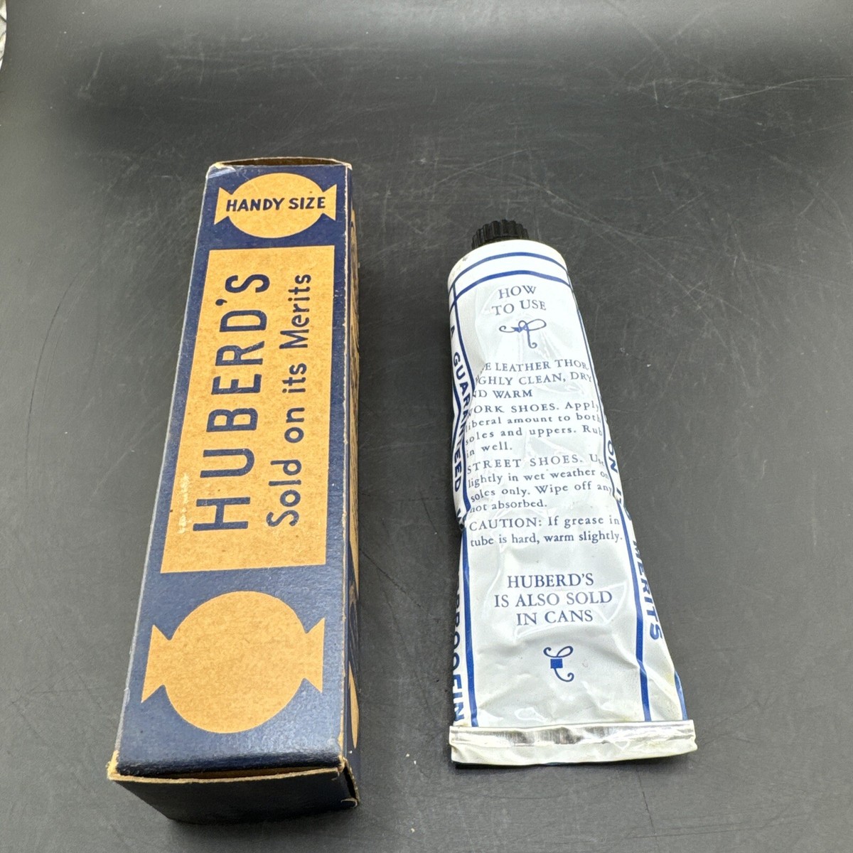 Vintage "Huberd's Shoe Grease" in original box! Waterproofs, softens leather📦 View 2