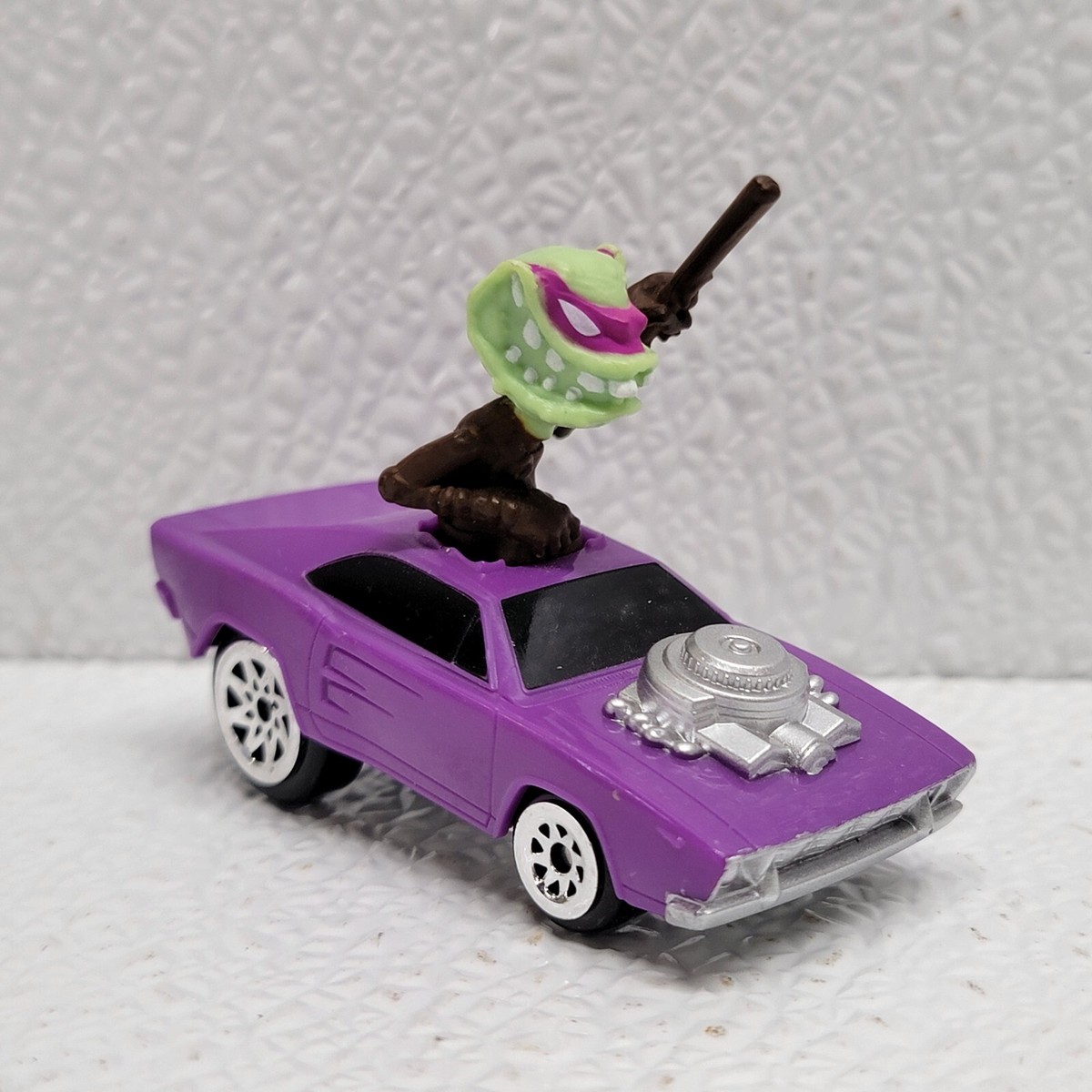 Teenage Mutant Ninja Turtles T-Machines Donnie in Speed Demon Car