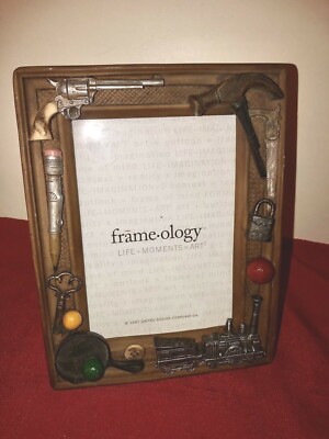 1997 PHOTO FRAME 3D GUN HAMMER TRAIN KEY LOCK SKILLET SAW FRAMEOLOGY FATHERS DAY