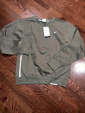 Men Nike crewneck sweatshirt Size small. Brand New With Tags Green/olive