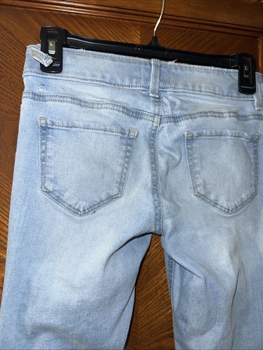 Girls So Light Wash Distressed Flare Leg Jeans. Sz 12. Broken Belt Loop - Picture 6 of 10