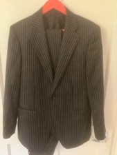 GENTS 70% WOOL SUIT BLACK PINSTRIPE 32W WORN TWICE SUPER CONDITION BY NEXT