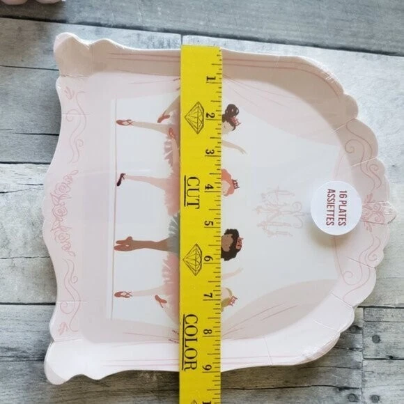 NUEVO CON ETIQUETAS Bailarinas Meri Meri en el escenario en forma de platos de papel (16) + servilletas de papel (32) Foto 3 de 3