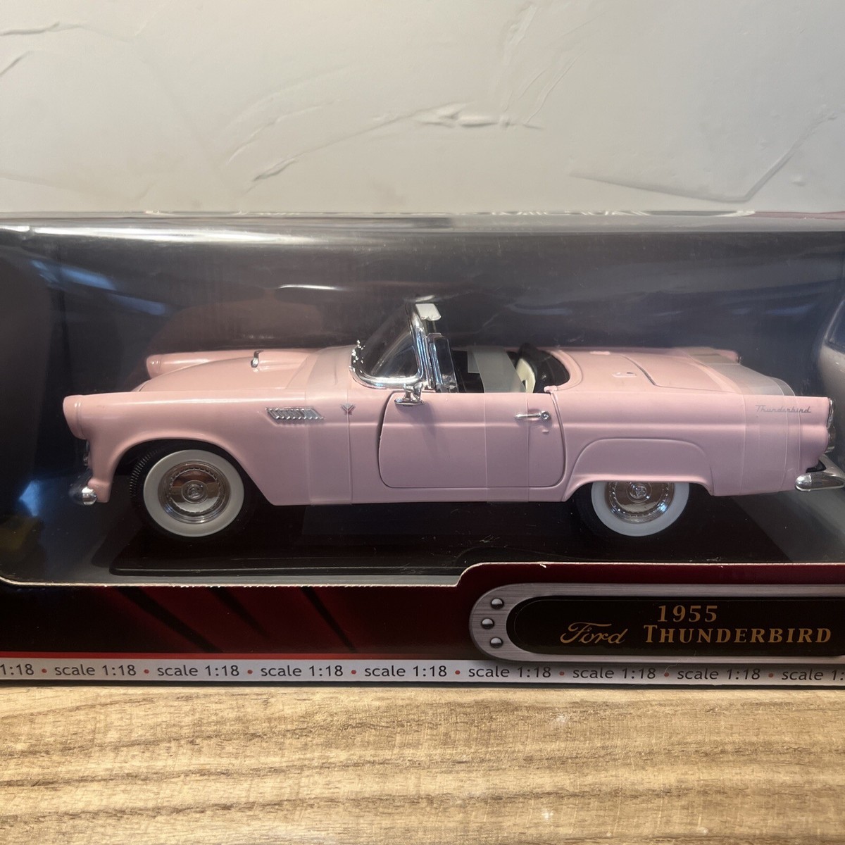 Road Signature 1955 Ford Thunderbird Convertible PINK 1/18 Diecast
