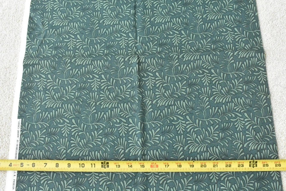 24" Long, Green Ferns on Dark-Green Cotton, Thimbleberries/Laura's Garden,P4609 - Image 3 of 4