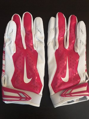 breast cancer awareness football gloves