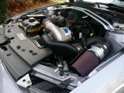Vortech Ford Mustang 4.0L V6 2005-2008 Standard Kompressor Kit V-3 Si Poliert