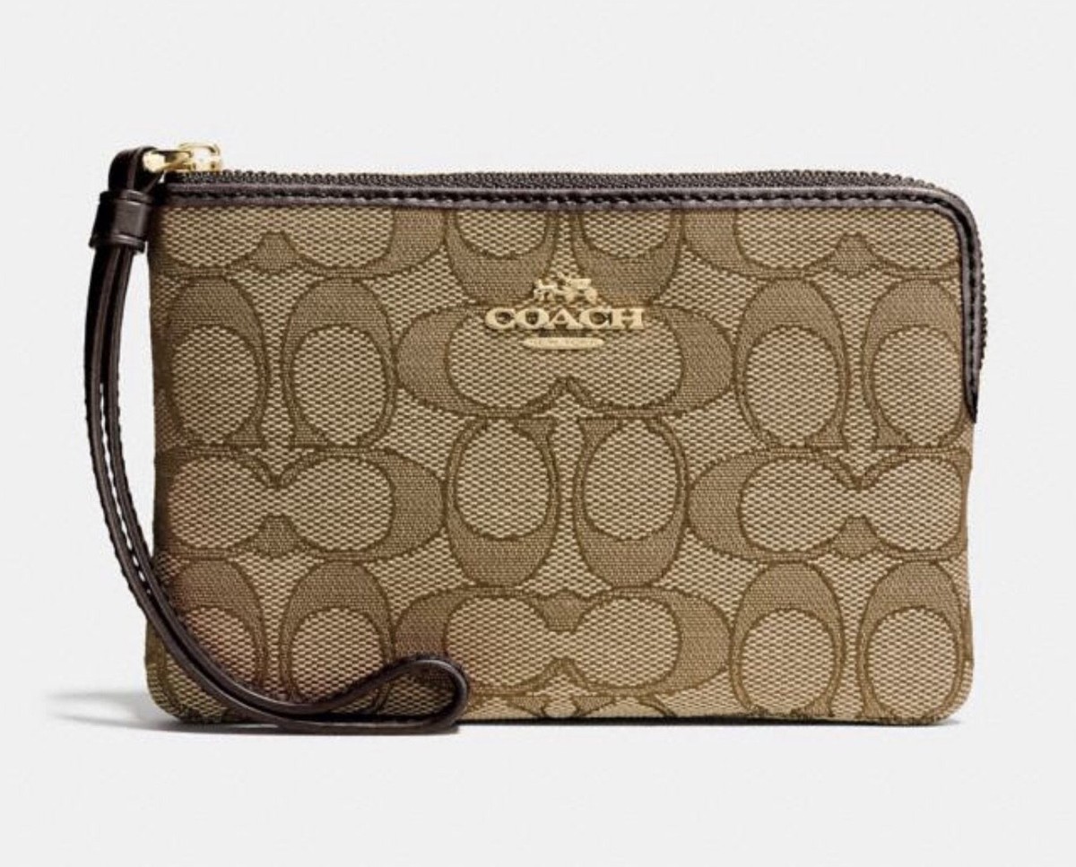 COACH ゴールド (2点) NWT Coach Outline Signature Corner Zip Wristlet F58033 Khaki/Brown