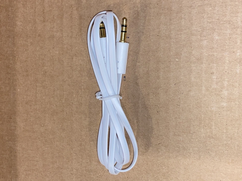 (10) AUXILIARY CABLES 3.5mm Male To Male Stereo Audio Cable iPod MP3 CAR - Image 2 of 4