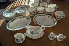 Metlox Vernon Ware Poppytrail Vineyard California Vintage Large Lot