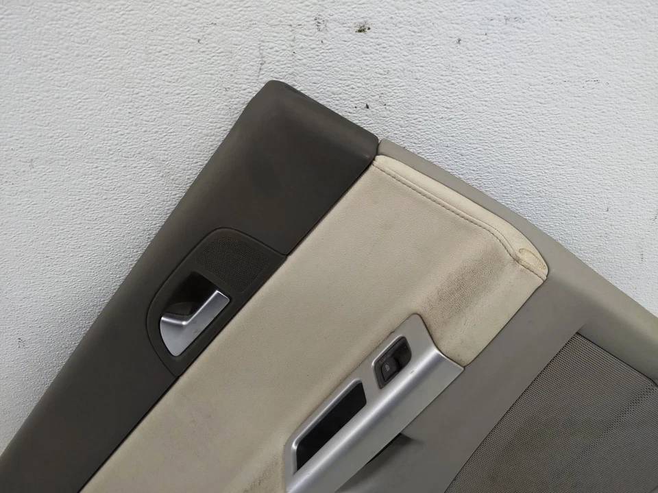 Panel de moldura interior de puerta del conductor trasero Volvo S40 2008-2011 gris/bronceado *poco usado* Foto 2 de 4